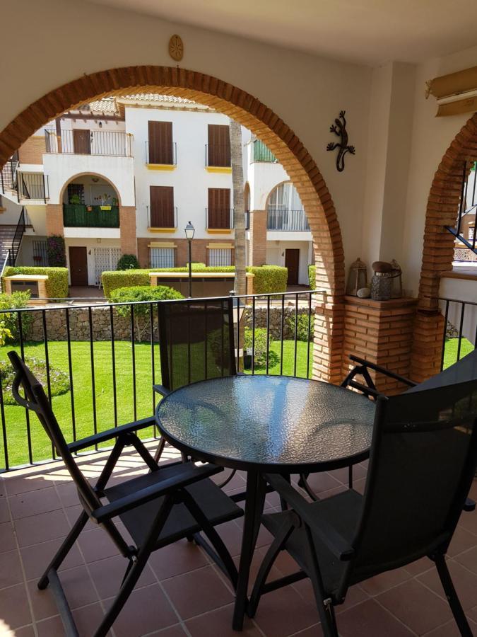 Cozy Apartment In Vera Playa, Almeria, Andalucia, Spain Luaran gambar